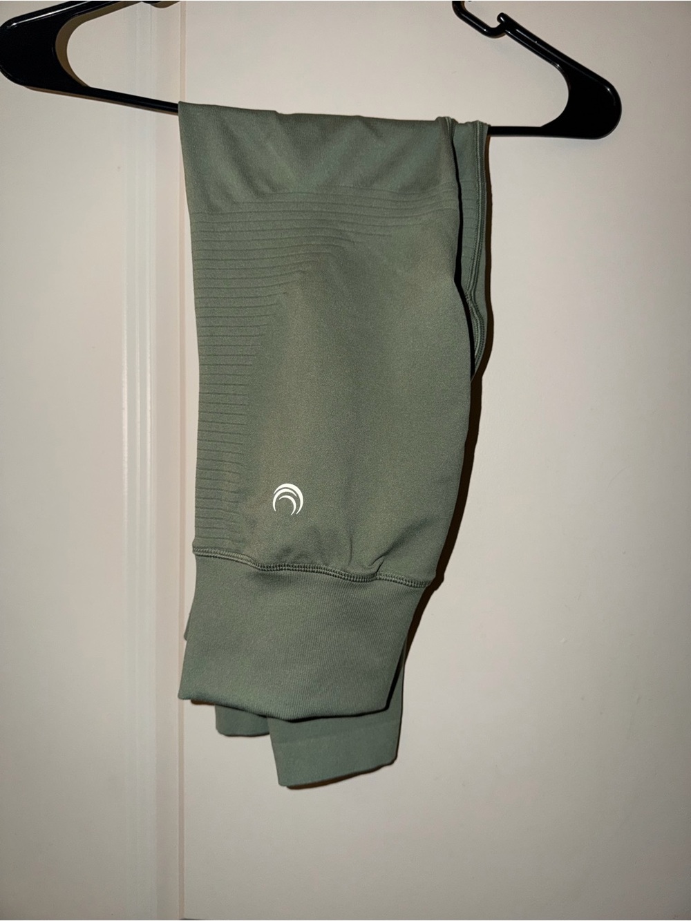 WOMENS OLIVE GREEN LAZULI LABEL V SEAM LEGGING